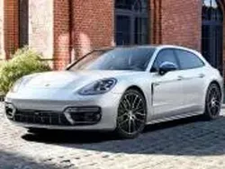 Grijs Gebruikt 2021 Porsche Panamera 4 Platinum Edition Sedan | € 89.750