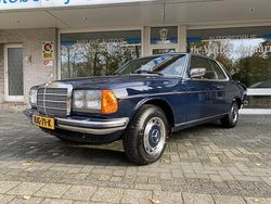 Blauw Gebruikt 1982 Mercedes 230 Coupé | € 24.950