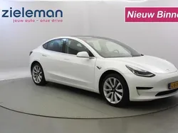 Wit Gebruikt 2019 Tesla Model 3 Standard Range Sedan | € 18.845 (Eerlijke prijs)