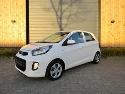 Wit Gebruikt 2015 Kia Picanto Comfort Hatchback | € 7.750 (Eerlijke prijs)