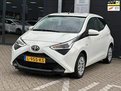 Wit Gebruikt 2021 Toyota Aygo X-play Hatchback | € 9.999 (Goede deal)