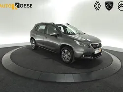 Grijsgris platinium Gebruikt 2019 Peugeot 2008 Signature Sky SUV | € 12.900 (Goede deal)