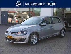 Grijs Gebruikt 2015 VW Golf VII Comfortline Hatchback | € 13.950 (Eerlijke prijs)