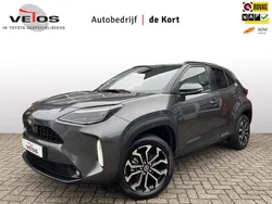 Grijs Gebruikt 2024 Toyota Yaris Cross Style SUV | € 29.495 (Iets duurder)