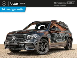 Zwart, metallic lak Gebruikt 2024 Mercedes GLB200 AMG line SUV | € 56.800 (Eerlijke prijs)
