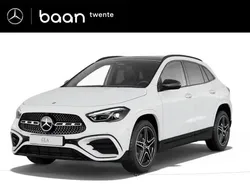 Wit Nieuw 2024 Mercedes GLA180 Business SUV | € 58.039 (Goede deal)