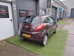 Bruin (metallic) Gebruikt 2009 Ford Ka Titanium Hatchback | € 2.650 (Eerlijke prijs)