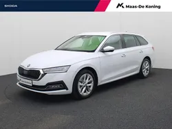 Wit Gebruikt 2023 Skoda Octavia Business Line Stationwagen | € 25.880 (Goede deal)