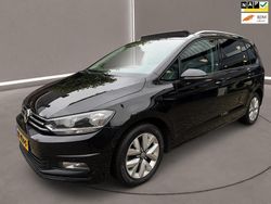 Zwart Gebruikt 2016 VW Touran MPV | € 13.950 (Eerlijke prijs)