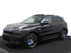 Zwart (metallic) Gebruikt 2023 Lynk & Co 01 SUV | € 24.495 (Goede deal)
