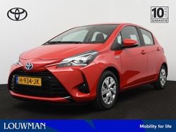 Rood Gebruikt 2020 Toyota Yaris Hybrid Active Hatchback | € 18.400 (Goede deal)