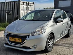 Grijs Gebruikt 2014 Peugeot 208 Envy Hatchback | € 6.450 (Goede deal)