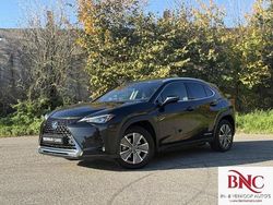 Zwart Gebruikt 2020 Lexus UX 300e Luxury Line SUV | € 26.749