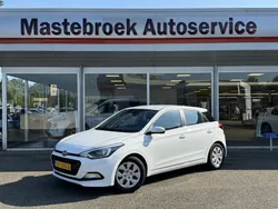Wit Gebruikt 2018 Hyundai i20 Comfort Hatchback | € 10.950 (Eerlijke prijs)