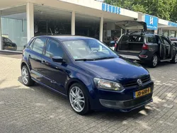 Blauw, metallic lak Gebruikt 2011 VW Polo Hatchback | € 4.650 (Goede deal)