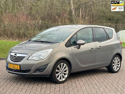 Bruin Gebruikt 2010 Opel Meriva Cosmo MPV | € 3.999 (Iets duurder)