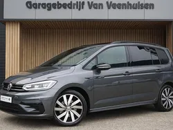 Grijs Gebruikt 2018 VW Touran R-line MPV | € 32.450 (Eerlijke prijs)