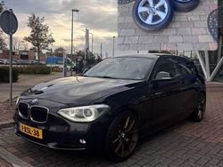 Zwart Gebruikt 2015 BMW 114 Hatchback | € 8.500