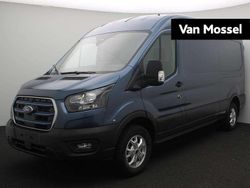 Blauw Gebruikt 2023 Ford E-Transit Trend Van | € 30.990 (Goede deal)
