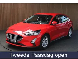 Rood Gebruikt 2020 Ford Focus Hatchback | € 20.950 (Goede deal)