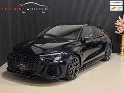 Zwart, metallic lak Gebruikt 2023 Audi RS3 Performance Hatchback | € 79.990 (Duur)
