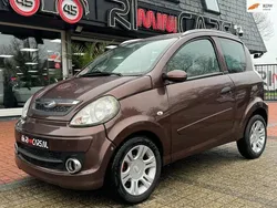 Bruin Gebruikt 2010 Microcar M.Go Hatchback | € 8.995 (Iets duurder)
