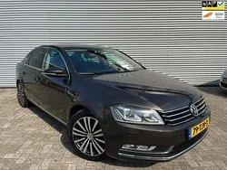Bruin Gebruikt 2012 VW Passat Comfortline Sedan | € 7.675 (Eerlijke prijs)