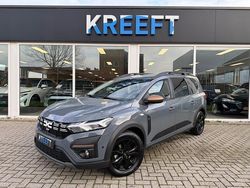 Grijs (metallic) Gebruikt 2025 Dacia Jogger Extreme MPV | € 27.450 (Goede deal)