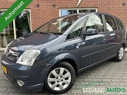 Grijs, metallic lak Gebruikt 2006 Opel Meriva Cosmo MPV | € 2.444 (Eerlijke prijs)