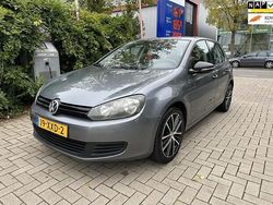 Grijs Gebruikt 2012 VW Golf VII Trendline Hatchback | € 5.750 (Eerlijke prijs)