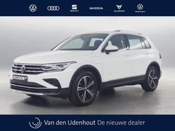 Wit Gebruikt 2022 VW Tiguan Elegance SUV | € 34.740 (Goede deal)