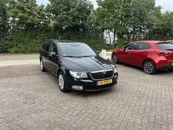 Zwart Gebruikt 2012 Skoda Superb Business Line Stationwagen | € 7.944 (Duur)