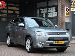 Grijs Gebruikt 2013 Mitsubishi Outlander Instyle SUV | € 12.750 (Eerlijke prijs)