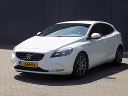 Wit Gebruikt 2014 Volvo V40 Ocean Race Stationwagen | € 9.600 (Goede deal)