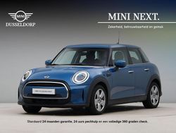 Blauw Gebruikt 2022 Mini ONE Business Hatchback | € 19.950 (Goede deal)