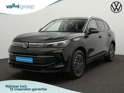 Zwart Nieuw 2025 VW Tiguan Edition SUV | € 49.950 (Super prijs)