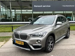 Grijs, metallic lak Gebruikt 2017 BMW X1 Executive SUV | € 22.950 (Eerlijke prijs)