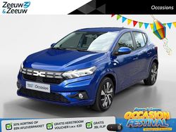 Bleu iron rqh (donker blauw) Gebruikt 2024 Dacia Sandero Expression Hatchback | € 16.935 (Eerlijke prijs)