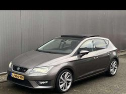 Grijs Gebruikt 2019 Seat Leon CONNECT Stationwagen | € 16.999 (Iets duurder)