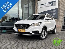 Wit Gebruikt 2020 MG ZS Comfort Sedan | € 10.900 (Eerlijke prijs)