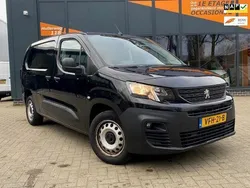 Zwart Gebruikt 2020 Peugeot Partner Premium MPV | € 10.900