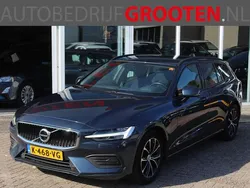 Blauw Gebruikt 2021 Volvo V60 Momentum Stationwagen | € 18.999 (Super prijs)