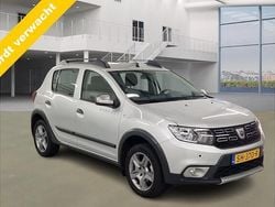Grijs Gebruikt 2018 Dacia Sandero Stepway Hatchback | € 10.999 (Eerlijke prijs)