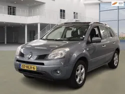 Grijs Gebruikt 2009 Renault Koleos Dynamique SUV | € 3.450 (Eerlijke prijs)