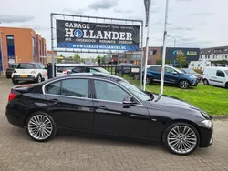 Zwart Gebruikt 2019 BMW 318 Luxury Line Sedan | € 22.450 (Eerlijke prijs)