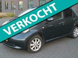 Grijs Gebruikt 2006 Toyota Aygo Hatchback | € 2.250 (Eerlijke prijs)