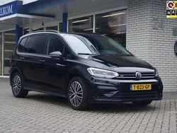 Zwart Gebruikt 2022 VW Touran Highline MPV | € 36.900 (Duur)