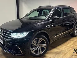 Zwart Gebruikt 2022 VW Tiguan R-line SUV | € 37.940 (Eerlijke prijs)