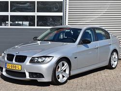 Grijs Gebruikt 2006 BMW 325 Sedan | € 5.440 (Eerlijke prijs)