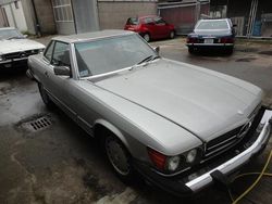 Grijs Gebruikt 1986 Mercedes 560 | € 24.750